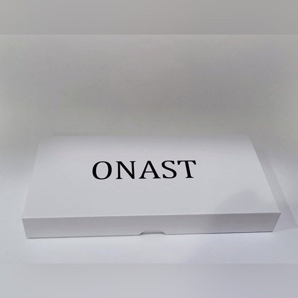 New in box Onast silicone nurses watch - Picture 4 of 4